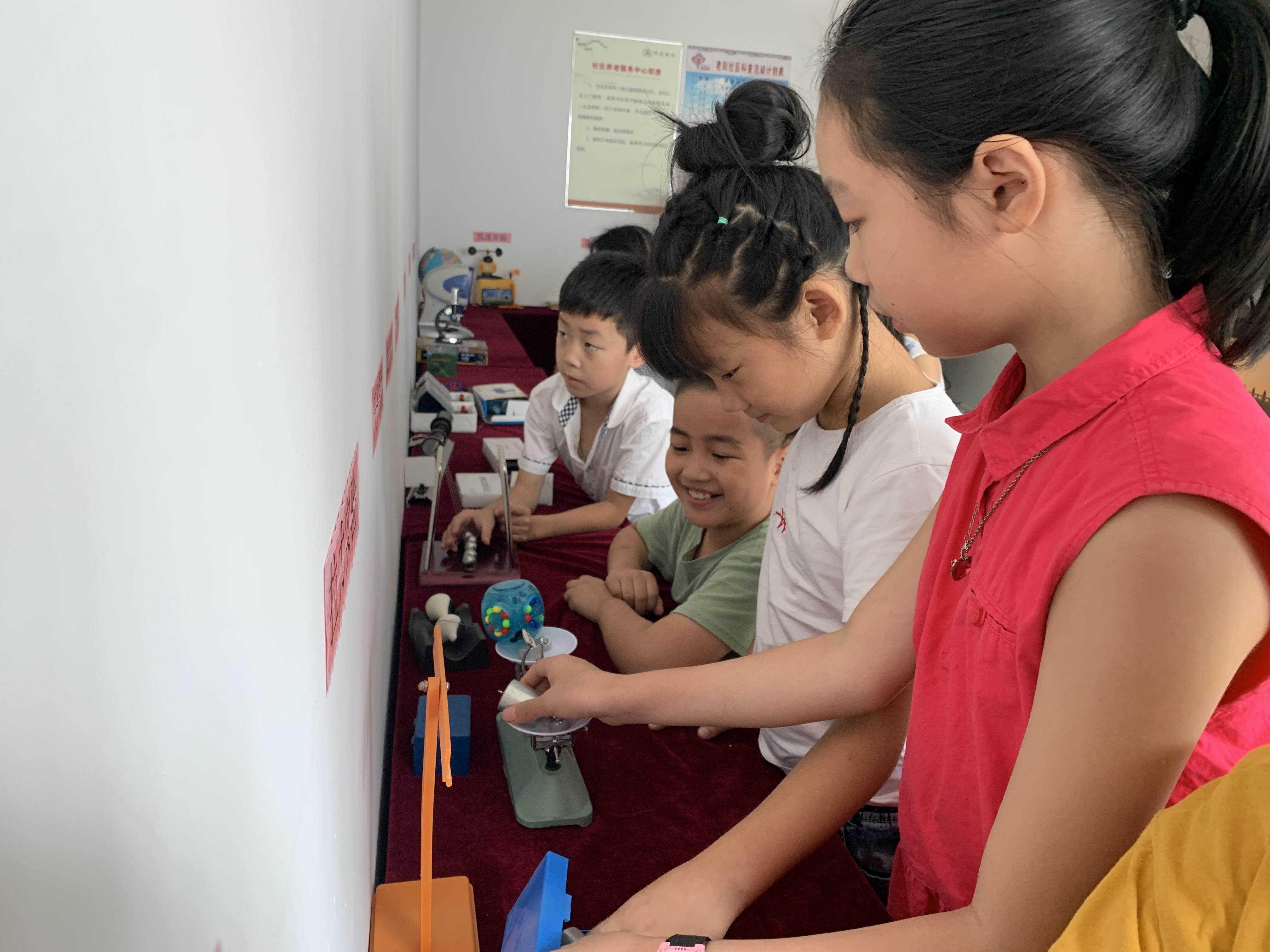 科普类节目的意义:激发科学兴趣、提升公众素养与推动社会创新 科普类节目的意义:激发科学兴趣、提升公众素养与推动社会创新