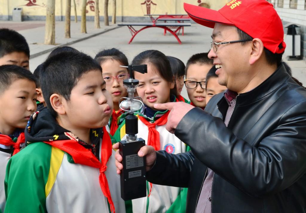 日常生活科普小知识视频播放:轻松掌握实用生活技巧,让科学知识变得有趣易懂 日常生活科普小知识视频播放:轻松掌握实用生活技巧,让科学知识变得有趣易懂